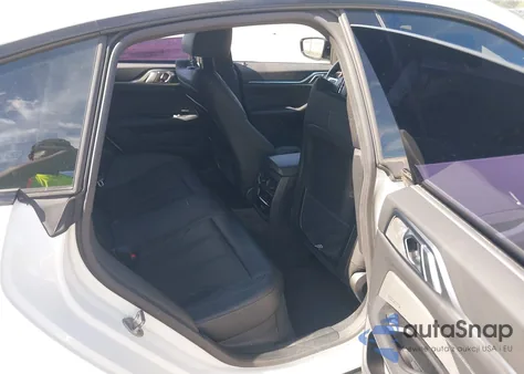 2022 BMW M440I Gran Coupe xDrive z USA, uszkodzony, nr VIN WBA13AW00NFM16205